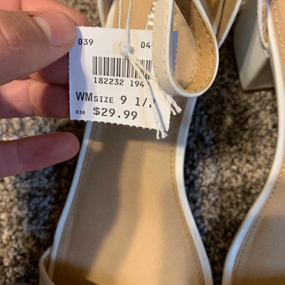 Brash sandal heels - Picture 4 of 5